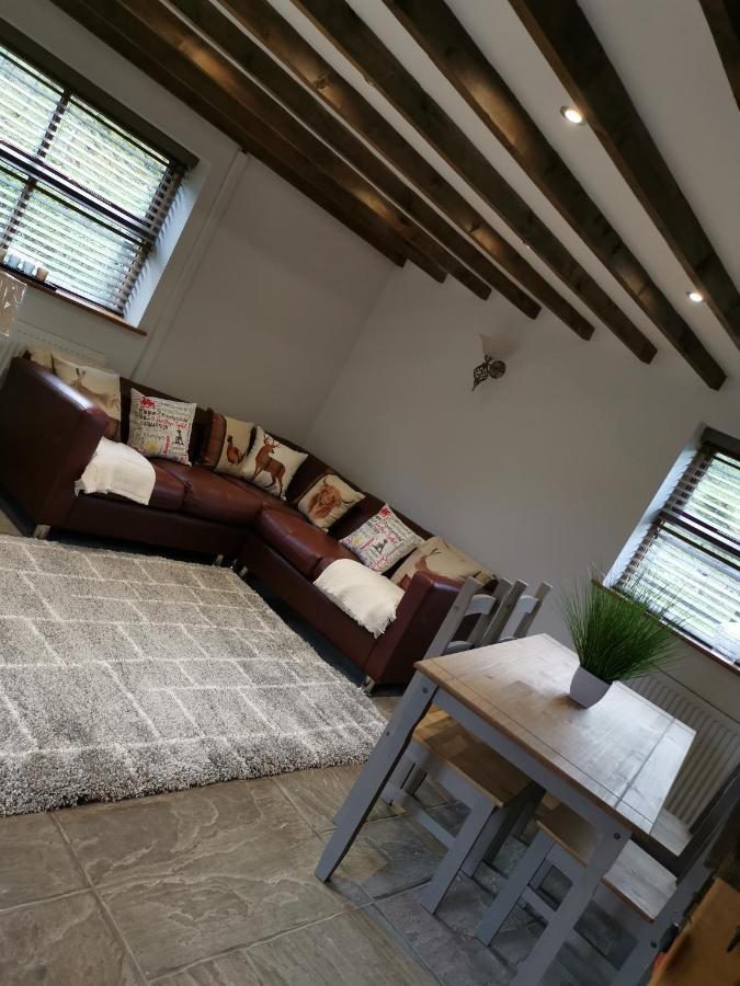 Cwm Farm Cwtch Villa Merthyr Tydfil Exteriör bild